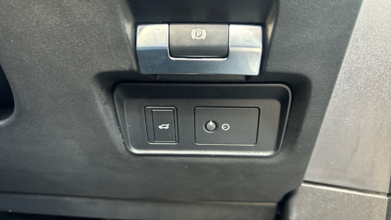 Land Rover Range Rover Evoque 2.0 D180 R-Dynamic SE 5dr Auto Diesel Hatchback